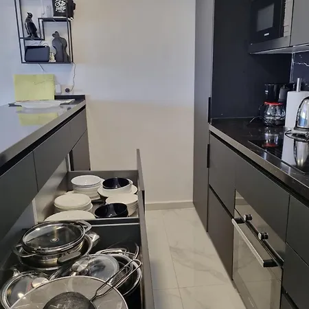Dream House Apartment