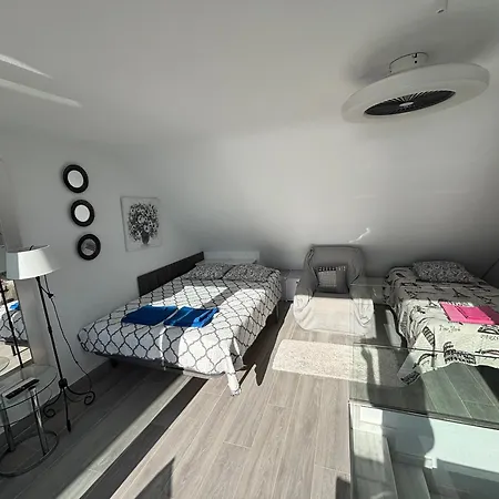 Dream House דירה *