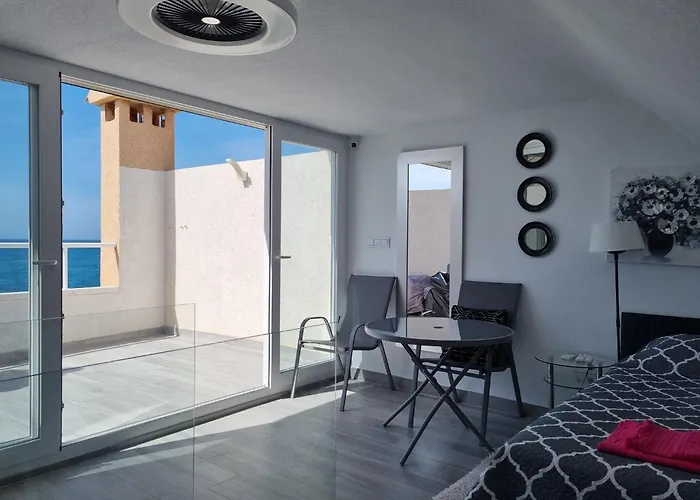 דירה Dream House